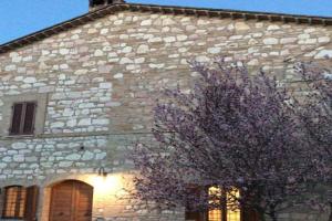 Casa delle Sirene, Santa Maria degli Angeli