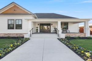 Gloria Manor - 2 blocks to Magnolia and 3 mins to BU Guest house, Waco