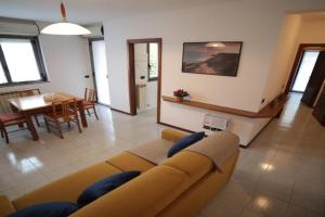 La casa di Dany e Laura, Como