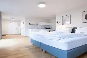 BRIGHT Zentrum-West Stadion Apart-hotel, Leipzig