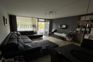 Charmante 3 Zimmer Wohnung mit Balkon ideal für Familien in Scharnhorst Apartments, Dortmund
