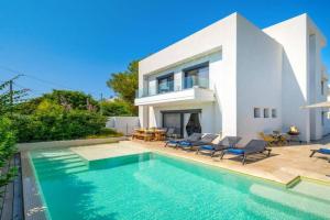 Villa Thalassa by Villa Plus, Ixia