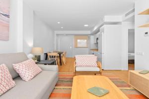 NEW Guadalfaro Apartments, Algeciras