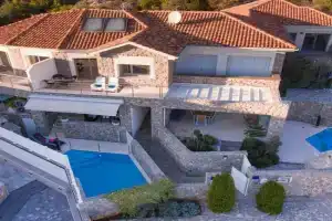 Holiday house with a swimming pool - 23580, KRK