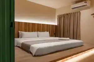 Laman Villa Langkawi, Pantai Tengah