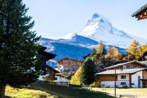 Haus Luchre Wohnung mit Matterhornblick Apartments, Zermatt