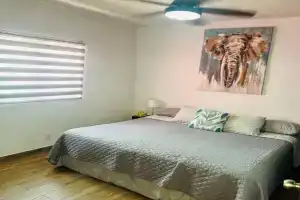 Vico rose Apartments, Guadalajara