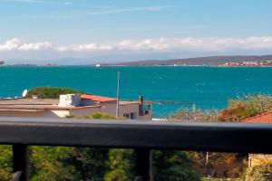 aj konukevi müstakil ev dört odalı Guest house, Ayvalik