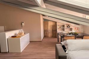 Boutique Apartment - Cinema & AC - Historic Center, Trento