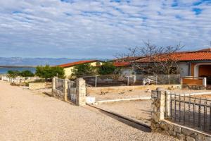 Apartments with parking space - 23590, Nova Poljana