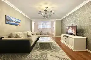 - Daniels Suite - Central - Spacious - Charming - Apartments, Tashkent