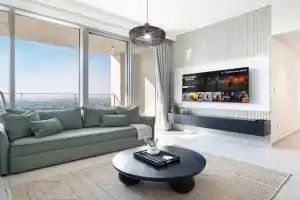 Downtown Sky High Luxury Apartment I City And Sea Views I Opp Mall Burj Khalifa, Dubai