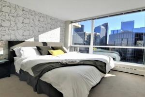 Luxury Condo by River with City Views Apartments, Calgary