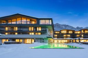 ELVA PREMIUM APARTMENT HOTEL inklusive Sommerpass STUBAI SUPER CARD, Neustift