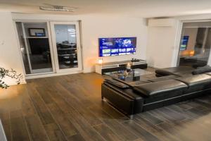 Luxury 口 Studio Knox PrimeTV 口 8min zum S-Hbf, Ludwigsburg