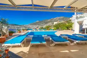 ViLLA SİRİ, Kalkan