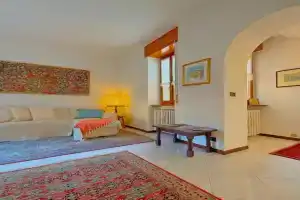 Orta Peak Escape Apartments, Omegna