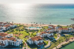 Apartment with 2BR and ocean view in Punta Palmera, Punta Cana