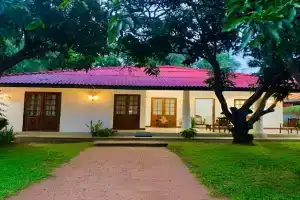 Dhona's Villa, Sigiriya
