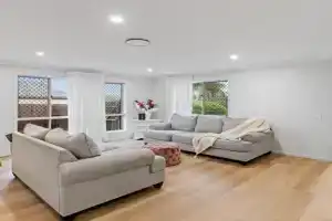 Stunning 5BR Big Modern Home with Parking Malls and Parks Guest house, Brisbane