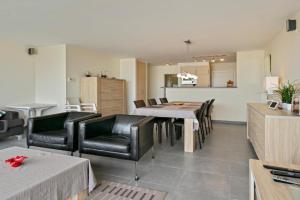 Flat in with Ocean Views Apartments, Blankenberge