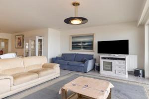Apartment in with Sea Views, Blankenberge