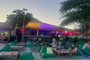 Moon house Beach Hostel, Haad Rin