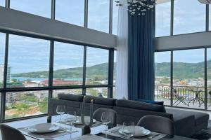 Seaview 2 BR Spacious Modern Duplex near Kamala beach Apartments, Bang Tao
