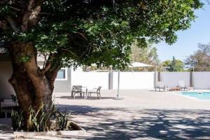 Joas Sanctuary Bed and Breakfast Mini-hotel, Windhoek