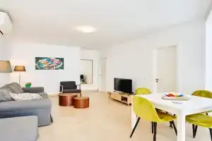 GC01 La Buena Vida by HolidayAndaluz Apartments, Torrox