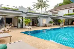 Luxury 4BR Villa with Pool & Ocean Views on, Patong