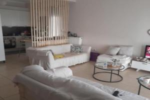 Christi & Paris Nest Apartments, Volos