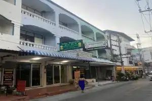 Walking Street Beach Ordinary Rooms Guest House วอล์คกิ้งสตรีทพัทยาชายหาดพัทยาห้องธรรมดาเกสท์เฮ้าส์, Pattaya