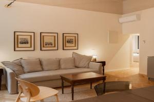 Dimora d'Azeglio Apartments, Bologna