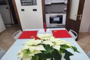 CASA TIO PIERO Centrale accogliente e confortevole, Asti