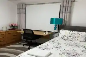 House in city centre with free parking, Cambridge