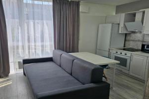 Nyvky Like Home - Fayna Taun iz sezonnim baseynom - Kv 6 nizkiy poverh Apart-hotel, Kiev