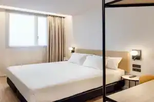 Sercotel Barcelona El Prat, Cornella de Llobregat