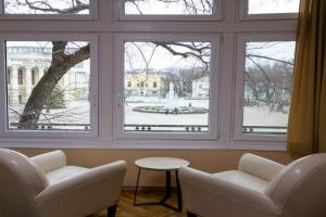 Apartman Priča, Subotitsa