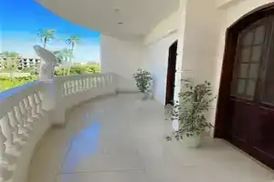 Mado luxury villa with private pool, Luxor