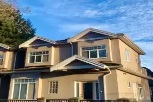 Modern & Cozy 2-Bed Suite in Guest house, Burnaby