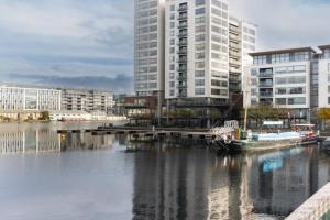 GuestReady - Enchanting views from Millenium Tower, Dublin