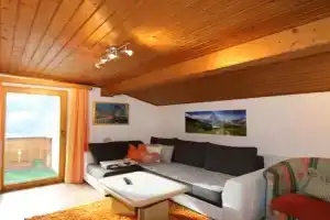 Apartment in Zillertal near Ski Slopes, Zell am Ziller