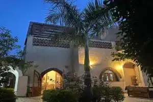 Sheherazade Hotel Nile Villa, Luxor