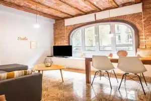 E1MAL1079- Fantastic 2BR flat in the center Apartments, Barcelona