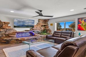 Decorated for the Holidays! 2BDR Home in Downtown Guest house, Flagstaff
