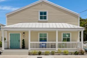The Duke and The Duchess by Last Key Realty Guest house, Key West