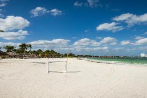 Villa oceanfront in hotel complex, Cancun