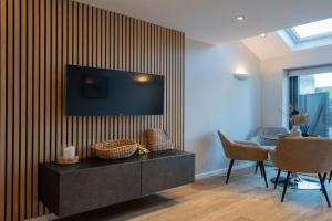Beautiful 2 Bedroom Home, Cambridge