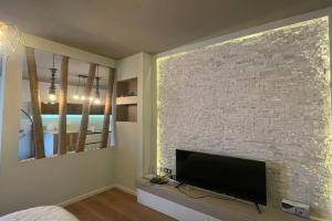 Siera apartment, Golem